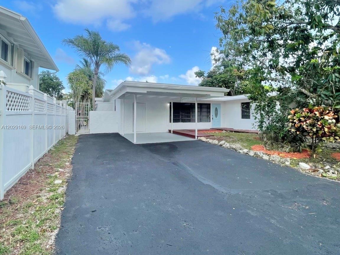 LAUDERDALE ISLES NO 2-RES - Residential
