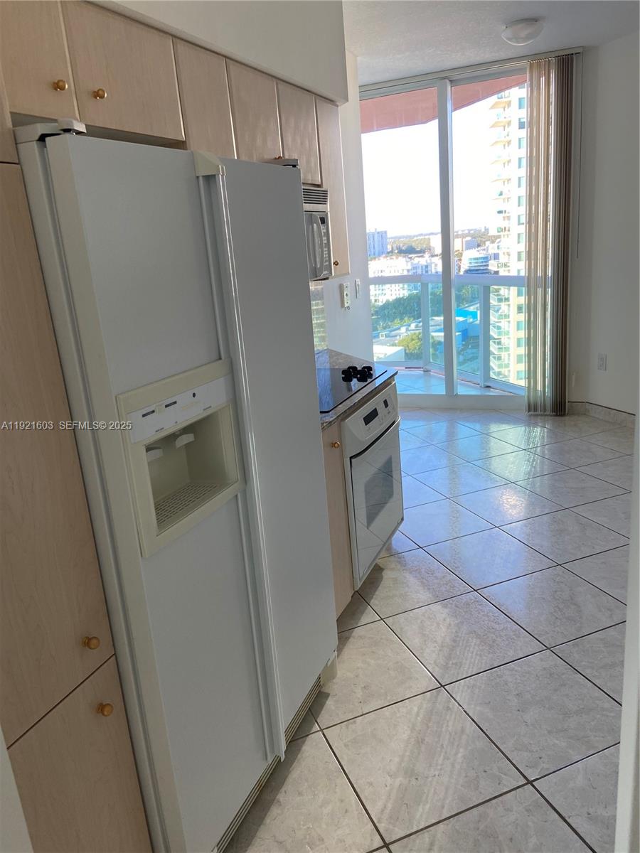 100 HIDDEN BAY CONDO - Residential
