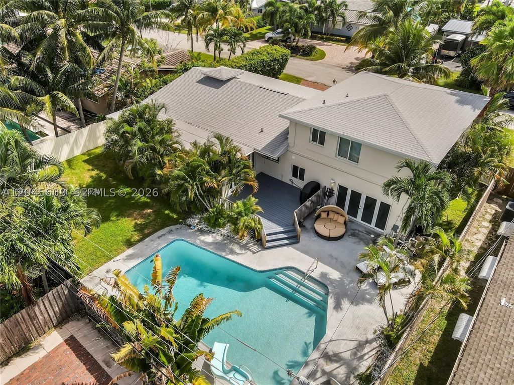 Photo of 5211 NE 17th Ave, Fort Lauderdale, FL 33334 (MLS # A12045609)