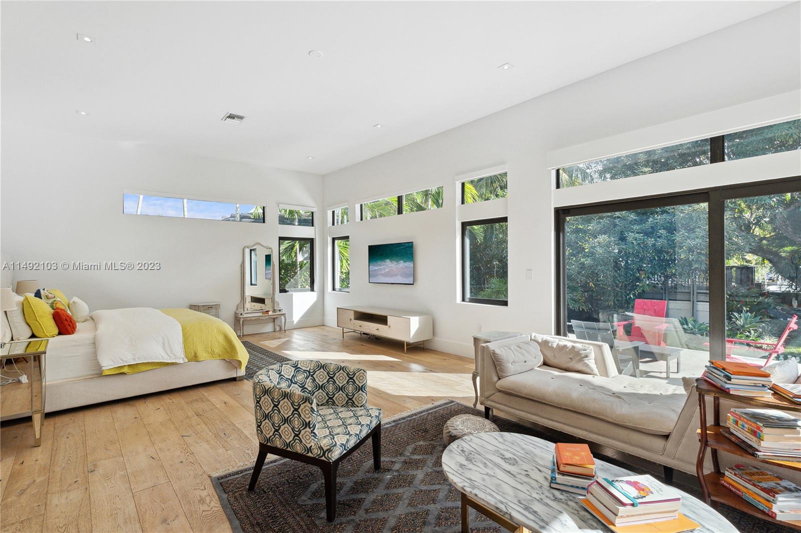 CORAL GABLES RIVIERA SEC - Residential