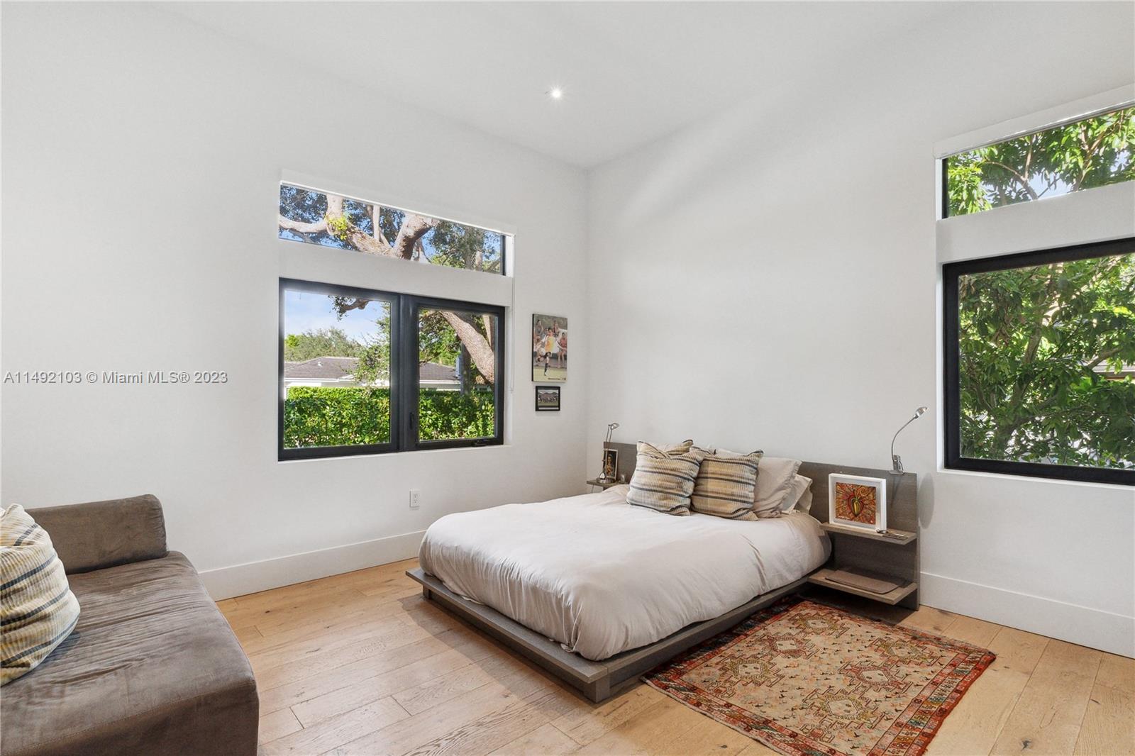 CORAL GABLES RIVIERA SEC - Residential