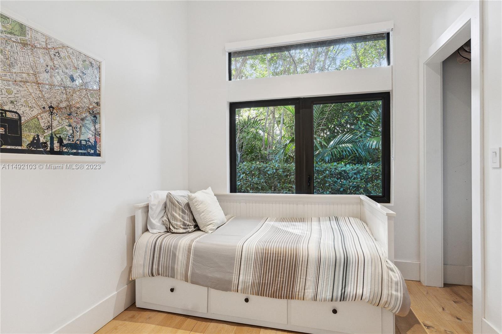 CORAL GABLES RIVIERA SEC - Residential