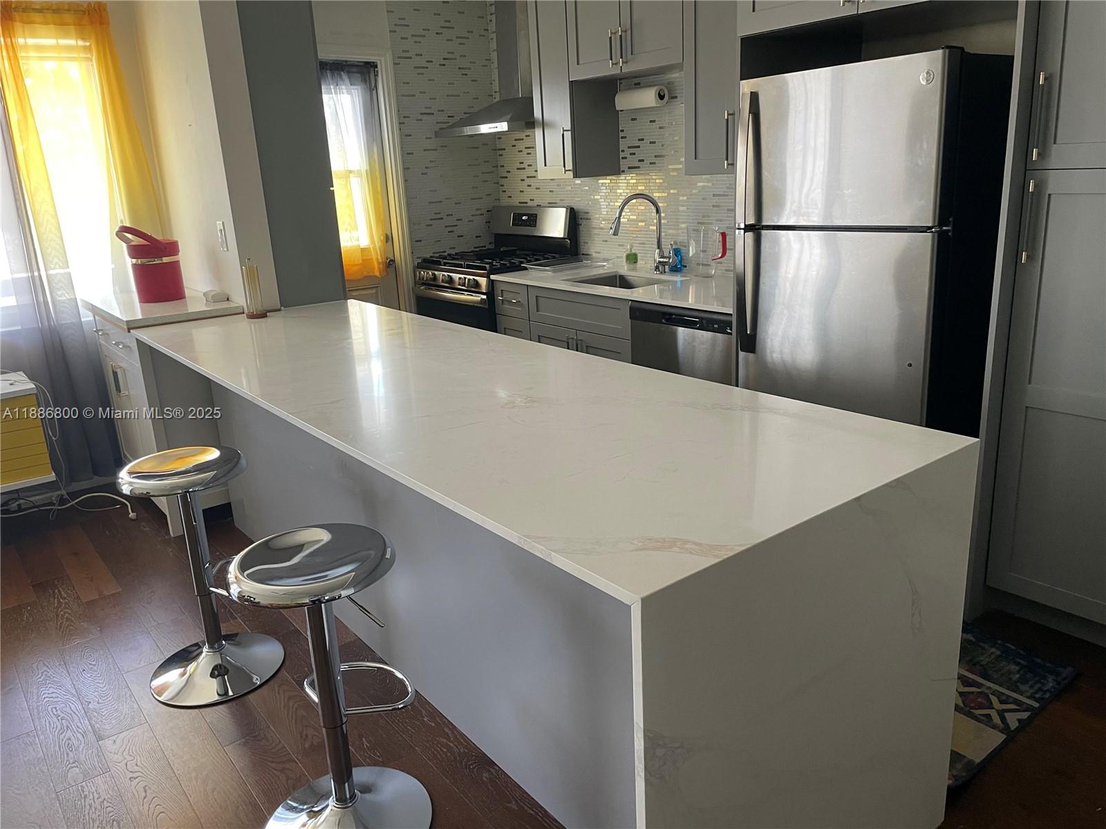 RO-MONT GARDENS ANDOVER C - Residential Lease