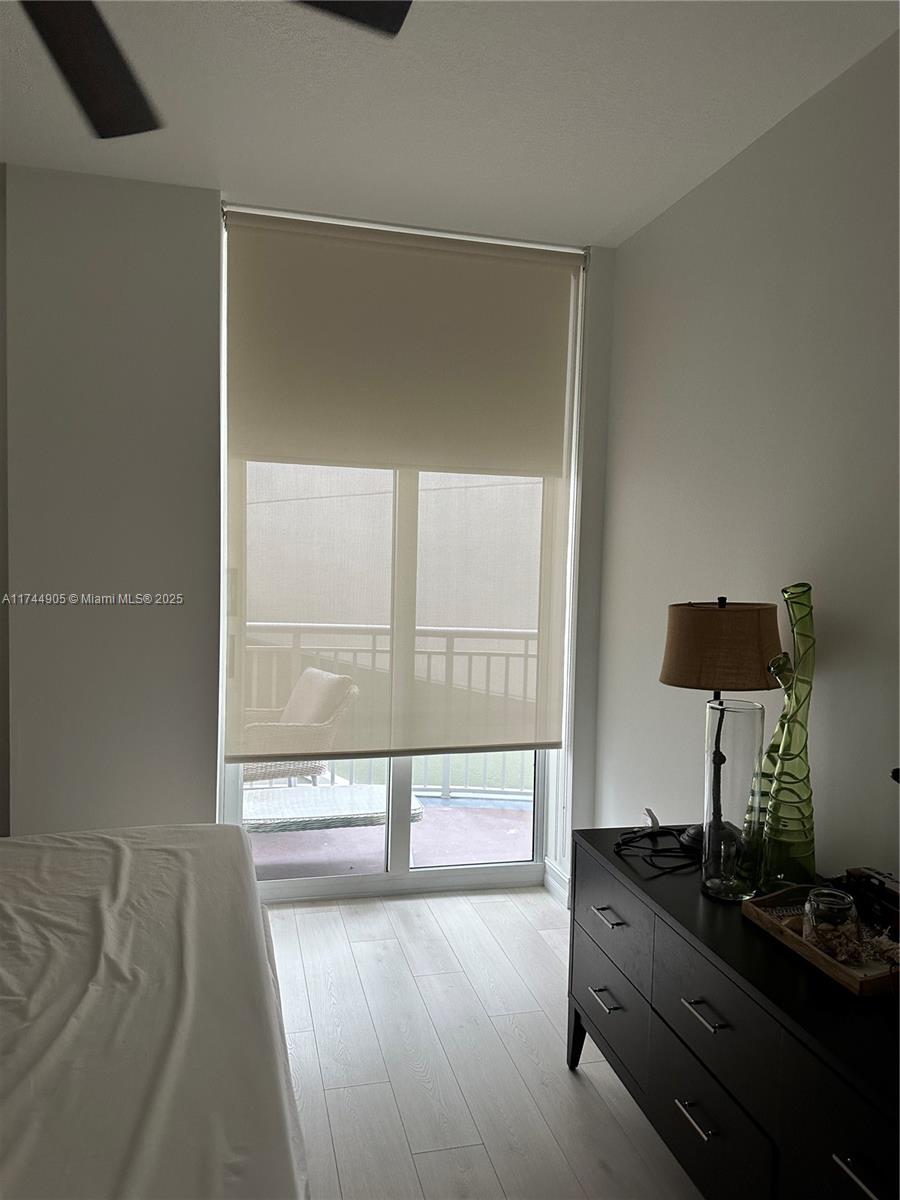 DUO CONDOMINIUM EAST - Residential