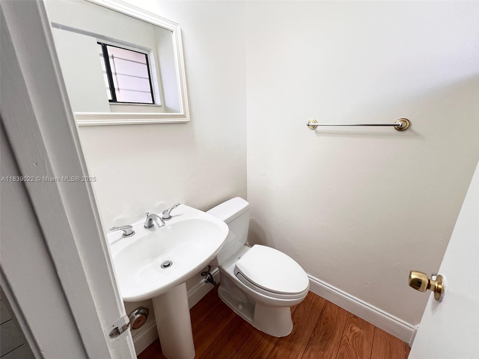 FAIRWAYS OF SUNRISE - Residential Lease