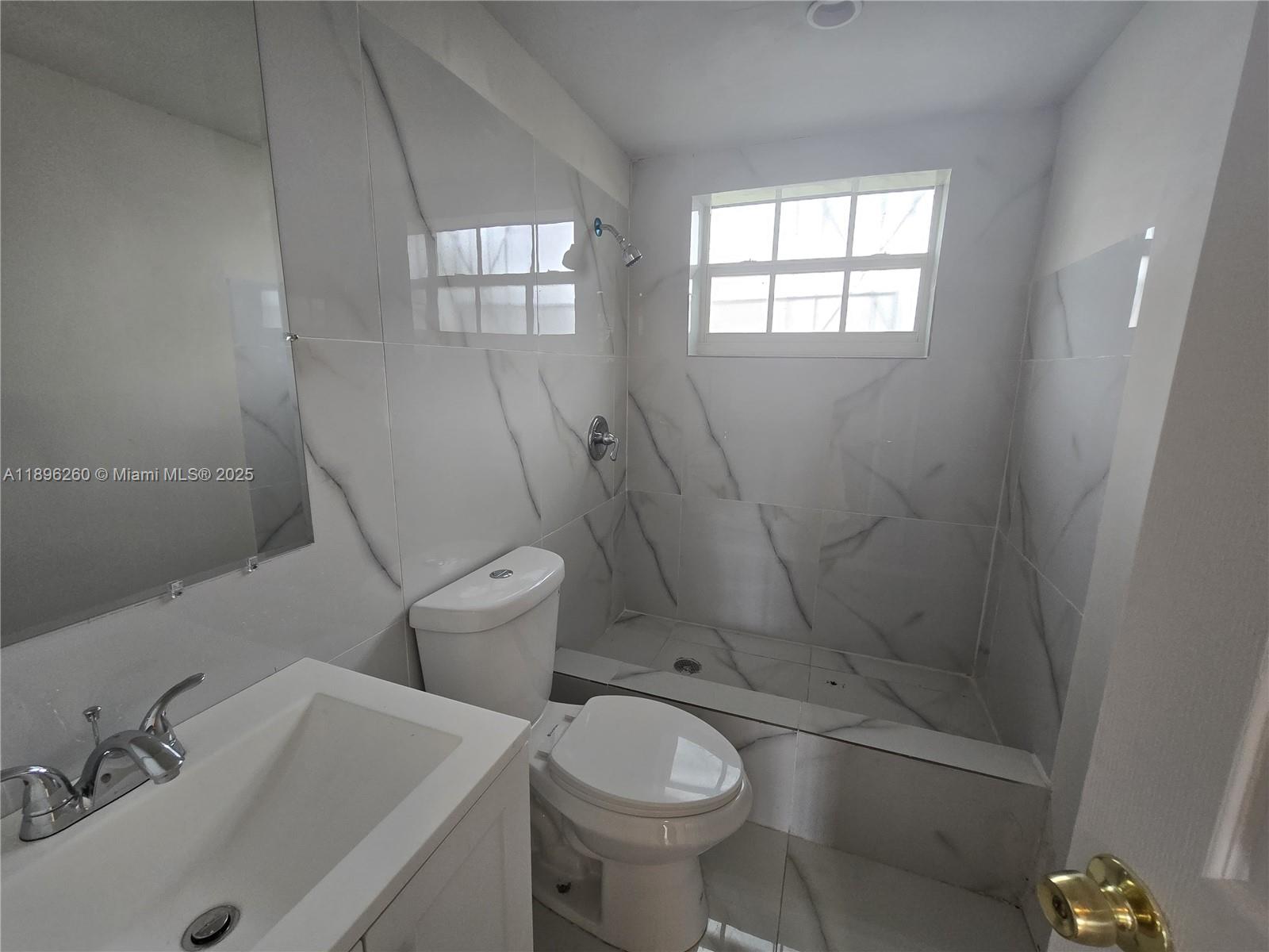 PRESTIGE APTS INC CO-OP - Residential Lease