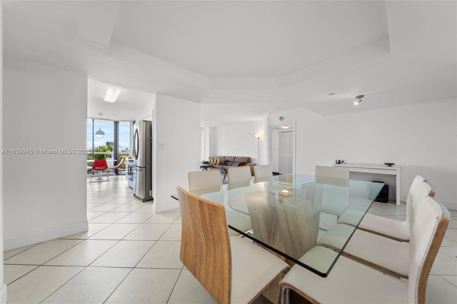 HARBOR TWS AT THE WATERWA - Residential