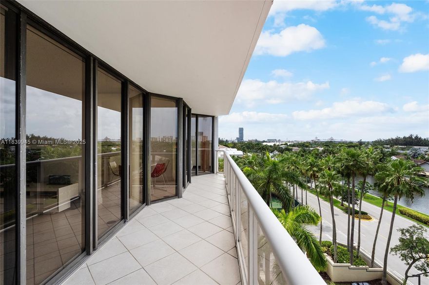 Gorgeous Unit with Intracoastal views. Located at a peaceful Oasis in the heart of Aventura. No busy roads. This particular tower has a generator in case of a hurricane. Breathtaking views from this spacious 2 BED / 2 BATH PLUS DEN and spacious walk-in closets, new A/C, refrigerator, washer and dryer. The building has 2 resort-style pools, an updated lobby, outdoor grills & lounge, valet parking, a fully equipped gym, tennis, an entertainment center with a pool table and TV room, lobby security, and a guard-gated entrance. Walking distance to the marina to shops, dining, and parks. Great schools! Free shuttle to the Aventura Mall. Pets allowed.