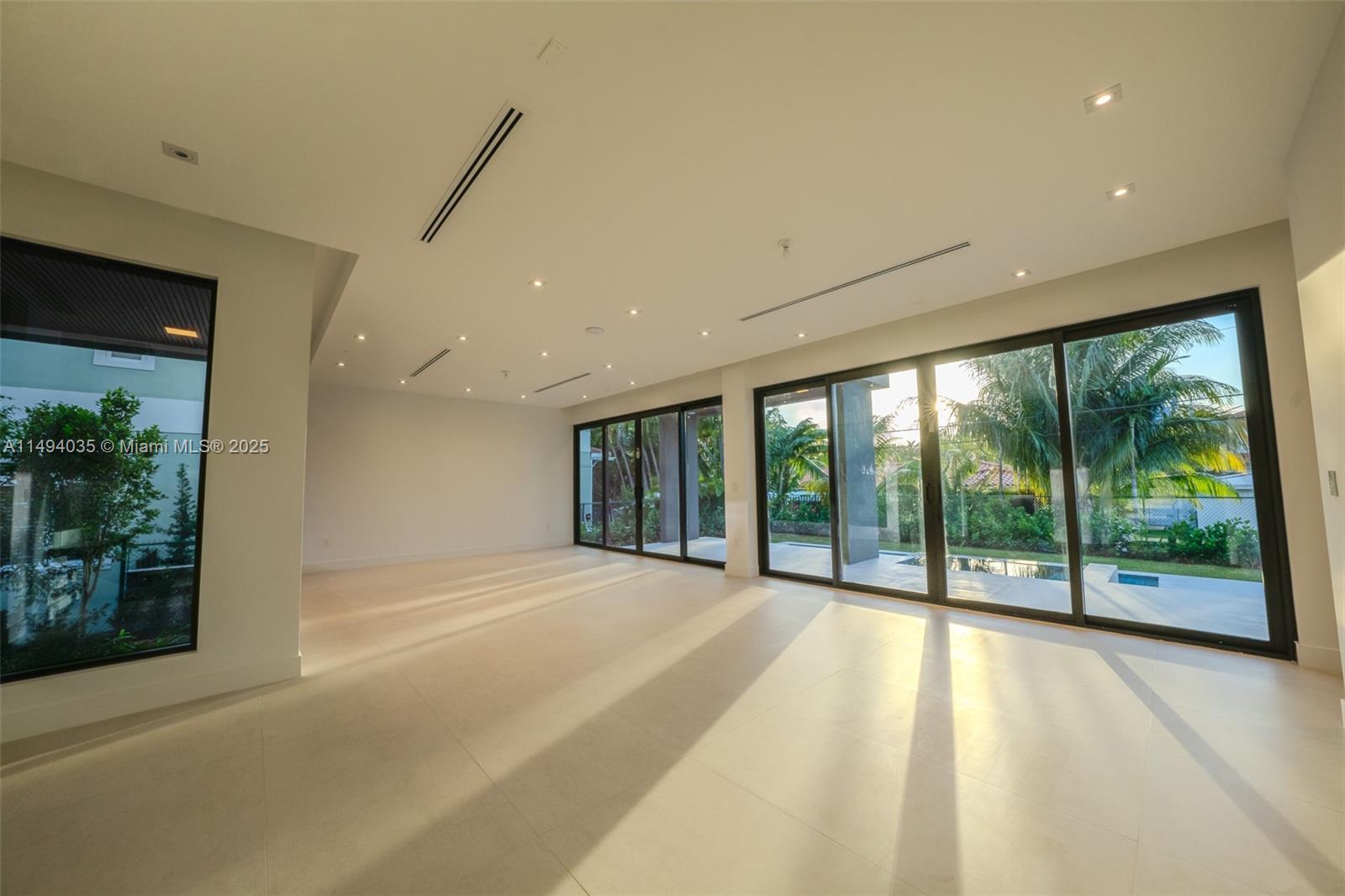 BISCAYNE KEY ESTATES - Residential