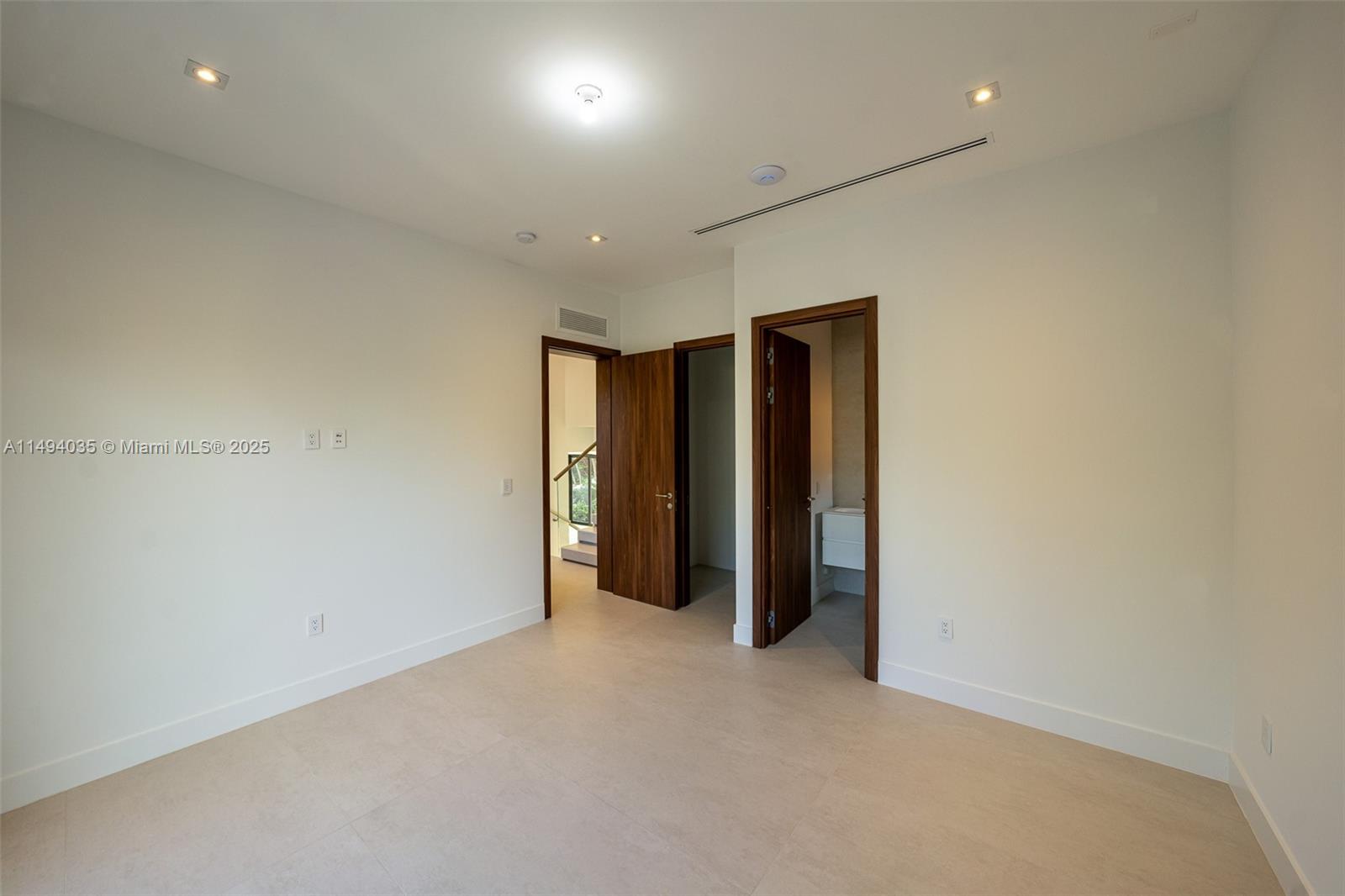 BISCAYNE KEY ESTATES - Residential