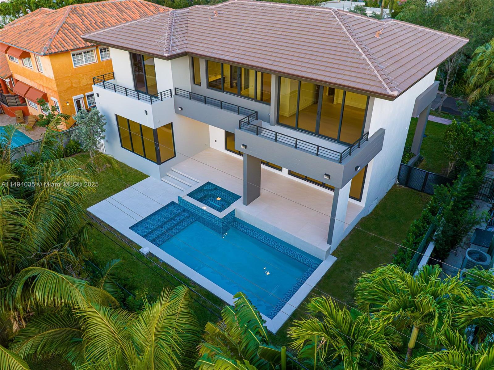 BISCAYNE KEY ESTATES - Residential