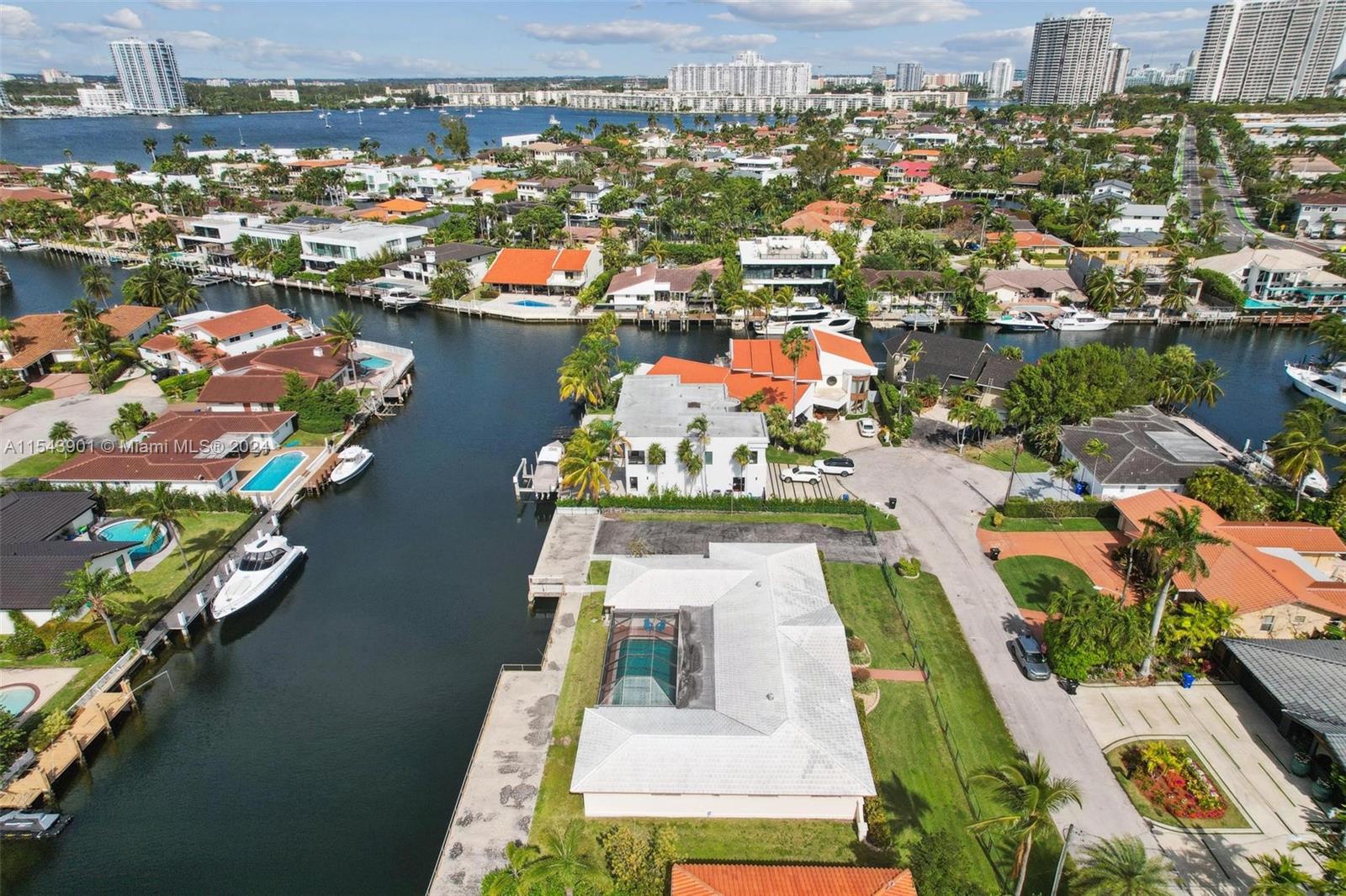 EASTERN SHORES - Residential