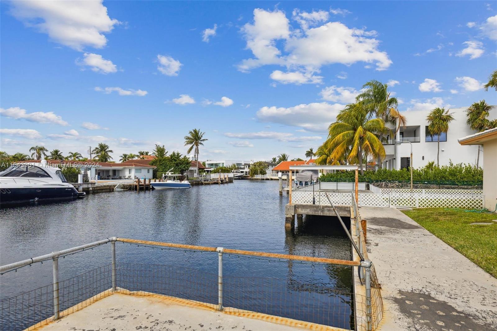 EASTERN SHORES - Residential