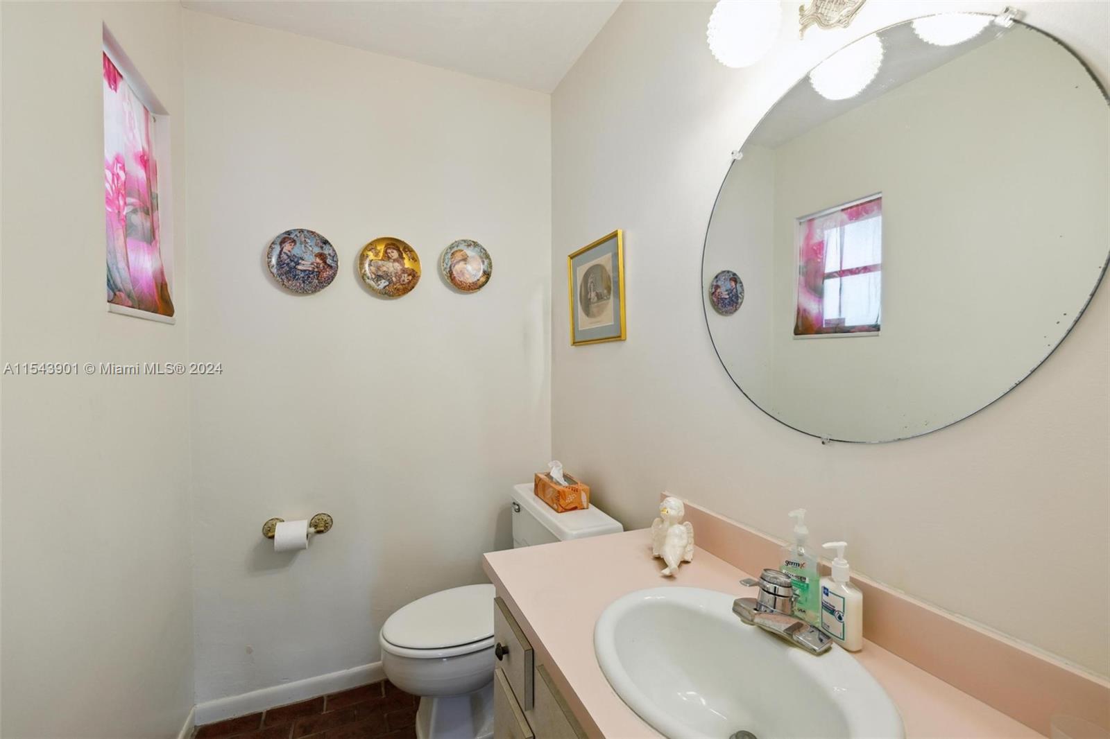 EASTERN SHORES - Residential