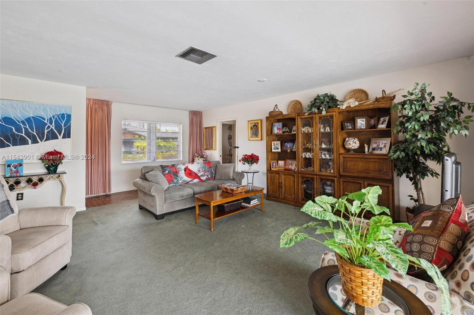 EASTERN SHORES - Residential