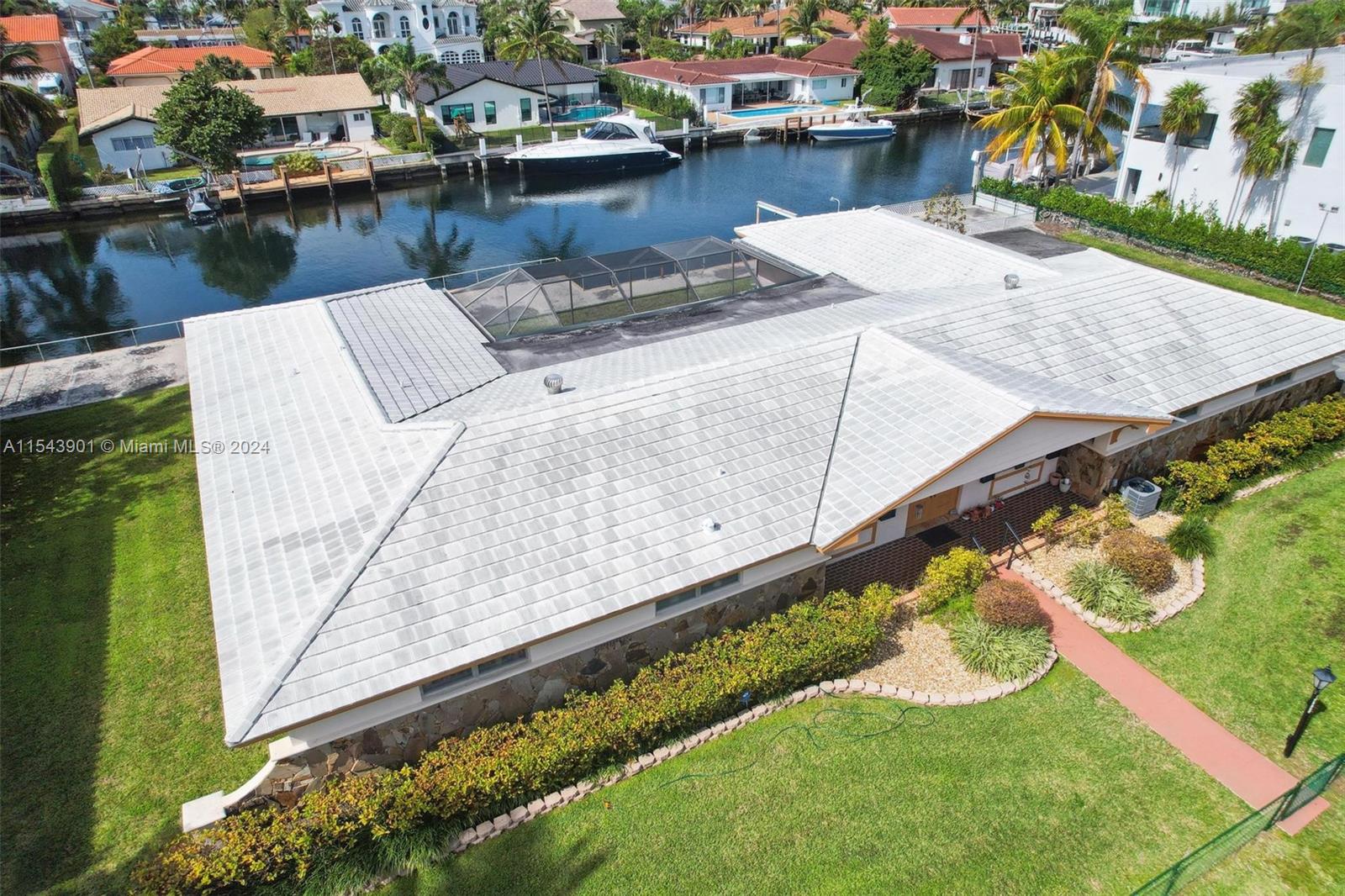 EASTERN SHORES - Residential