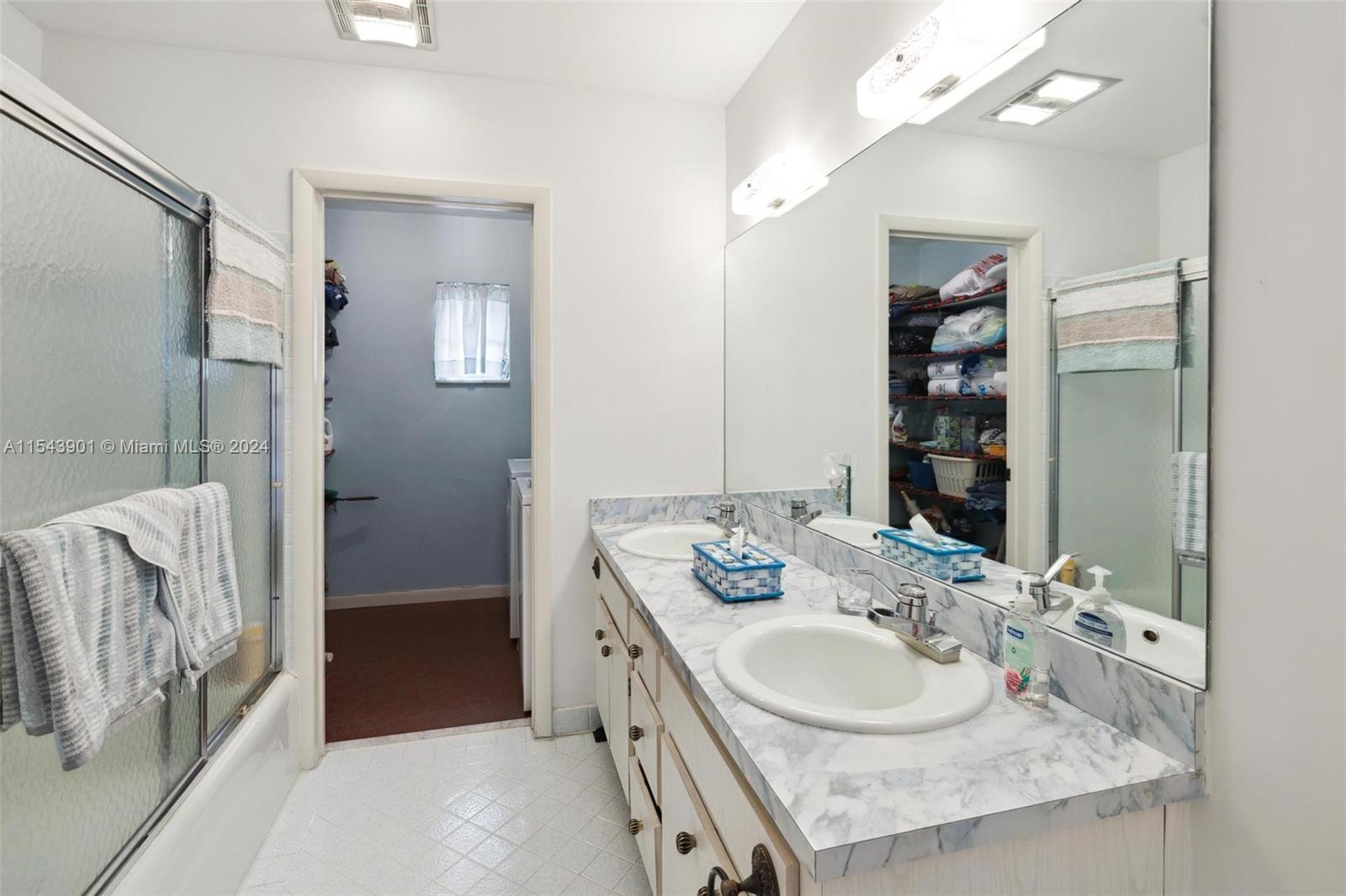 EASTERN SHORES - Residential