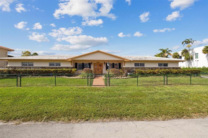 Spectacular opportunity to own this 5bedrooms/3bathrooms home on private cul-de-sac street in a gated community in the desirable Eastern Shores Neighborhood. No HOA & just few minutes to beach & Oleta State Park. Enjoy the stunning waterfront views. No fixed bridges to ocean. Located near best beaches, shopping, restaurants, airport & nightlife.
