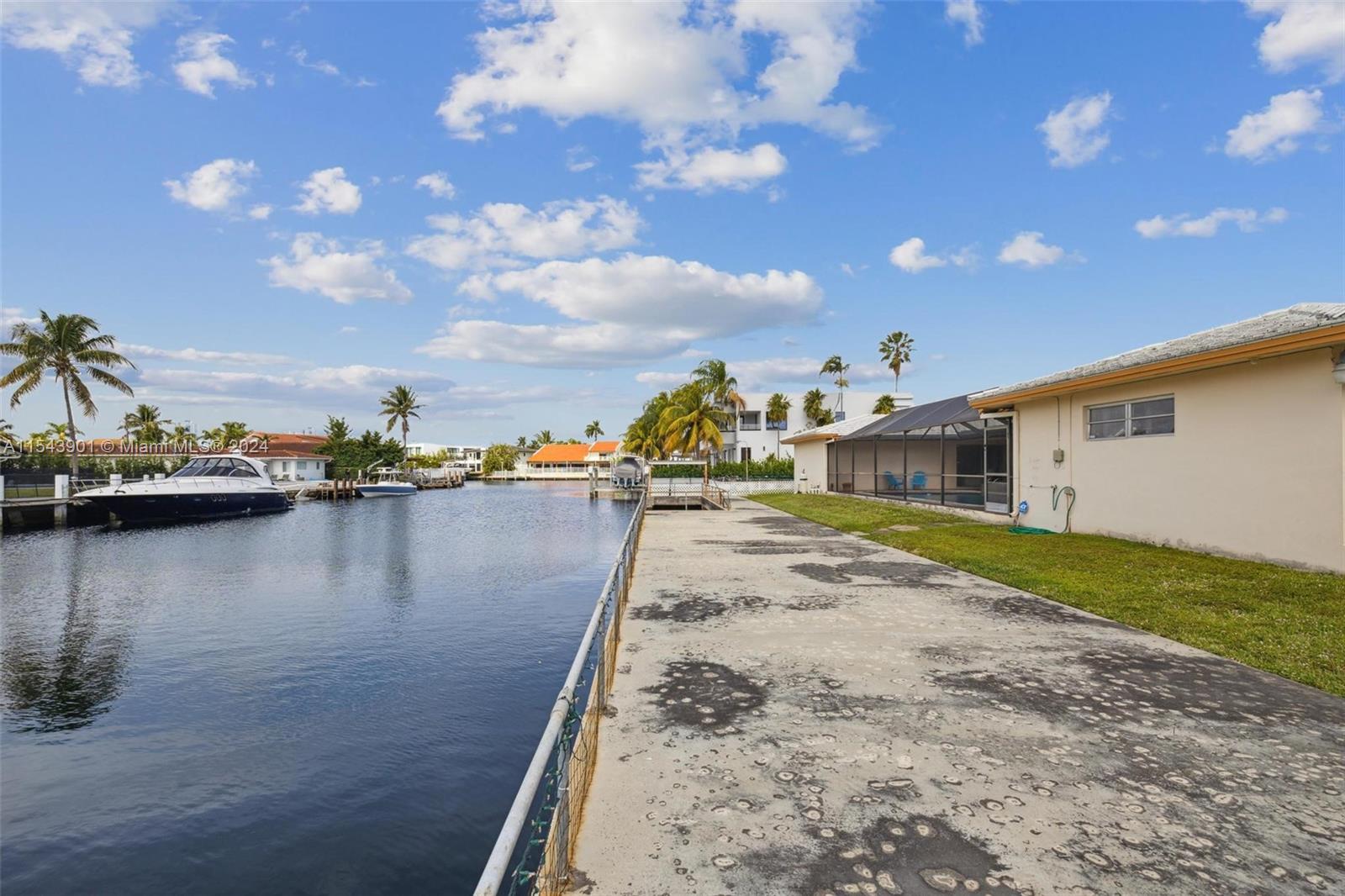 EASTERN SHORES - Residential