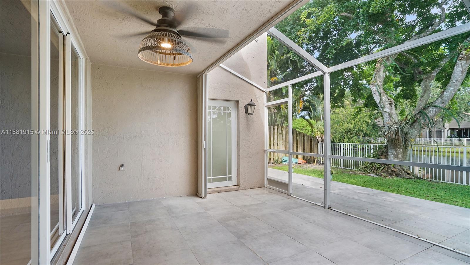 BRIDGEWATER AT PLANTATION - Residential