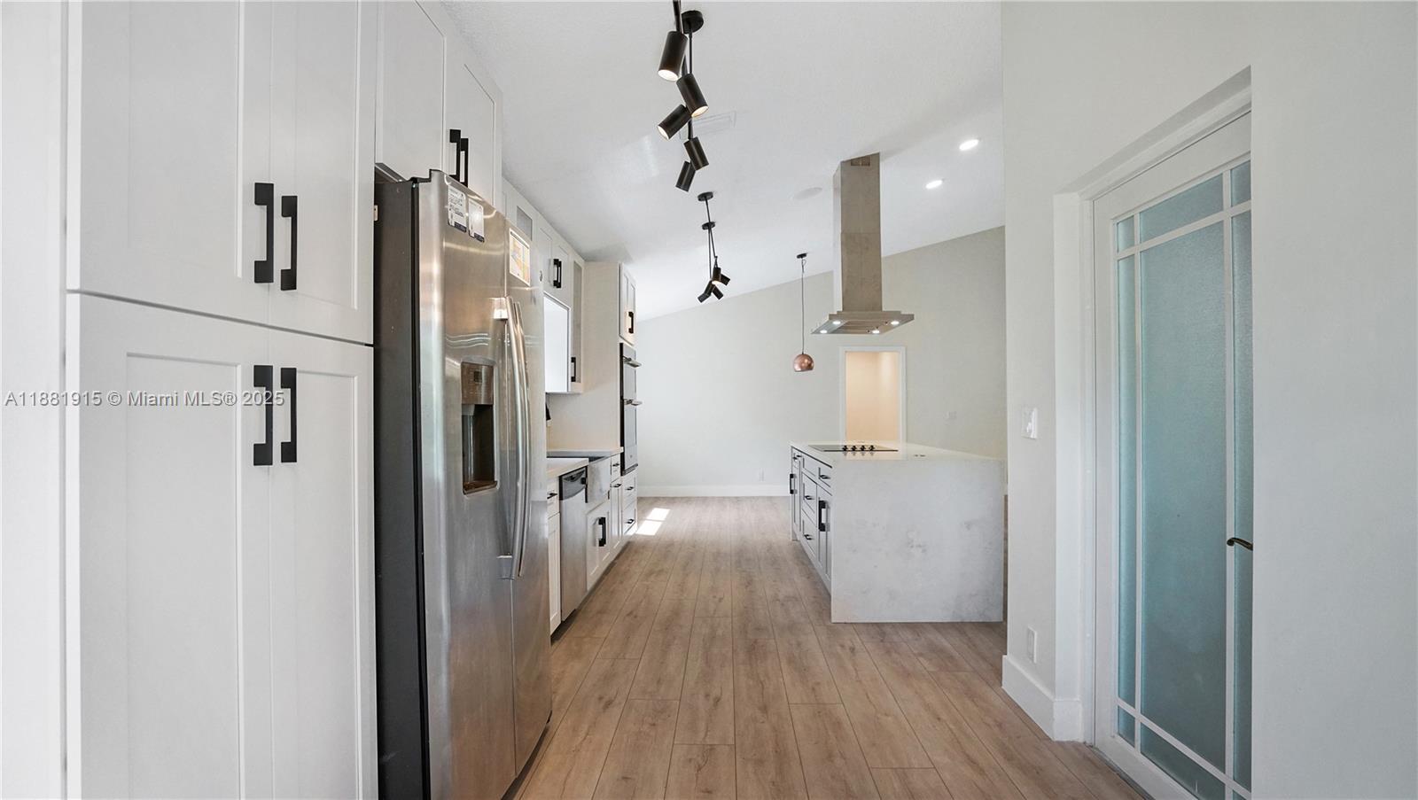 BRIDGEWATER AT PLANTATION - Residential