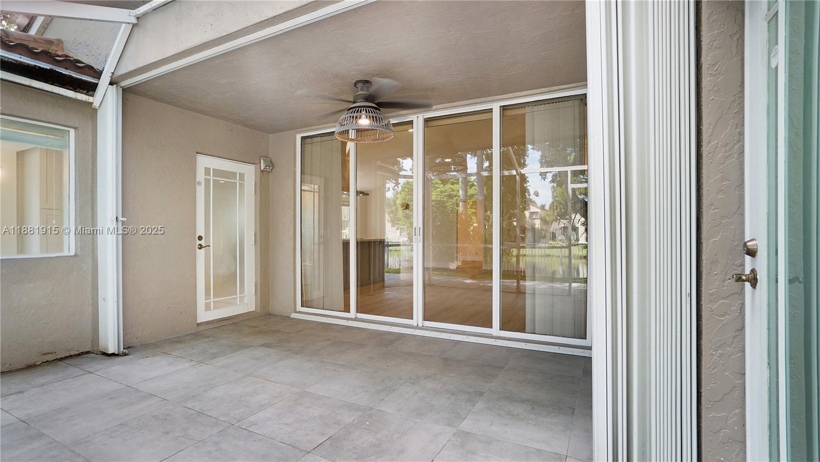 BRIDGEWATER AT PLANTATION - Residential