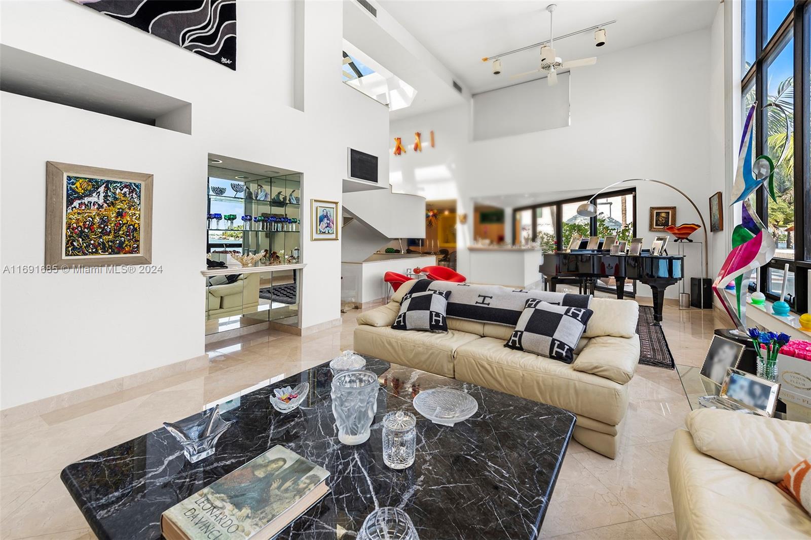 HIBISCUS ISLAND - Residential