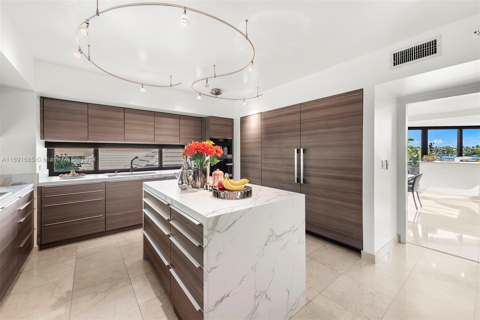 HIBISCUS ISLAND - Residential
