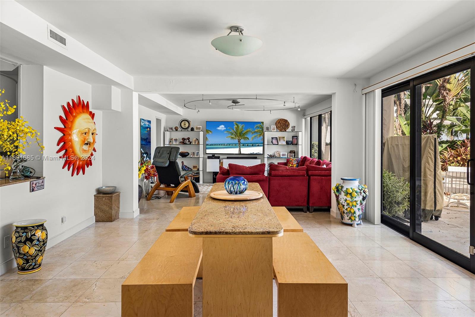 HIBISCUS ISLAND - Residential