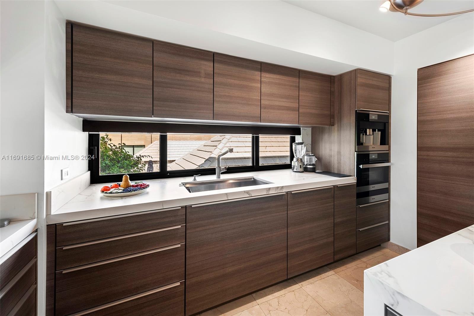 HIBISCUS ISLAND - Residential