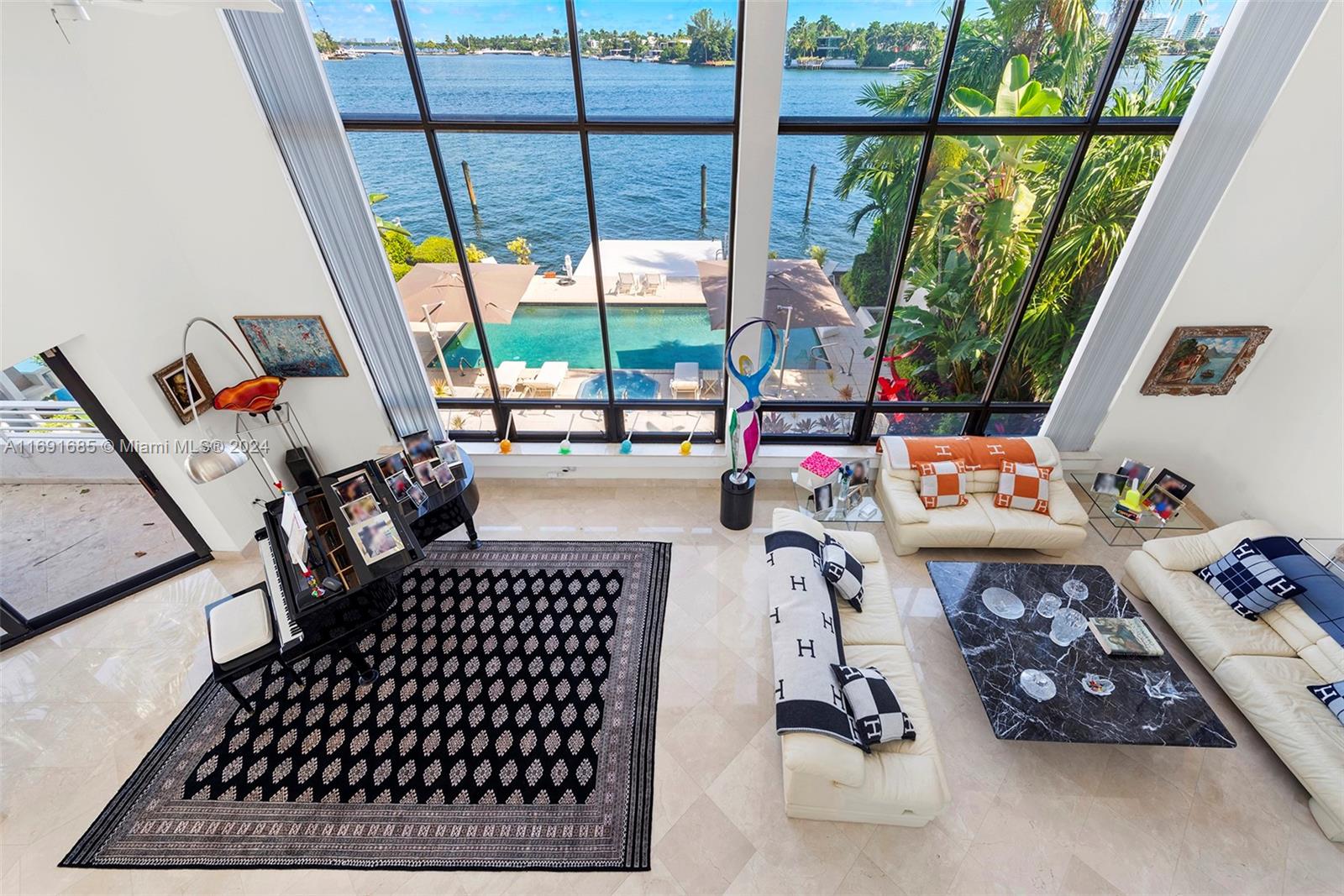 HIBISCUS ISLAND - Residential
