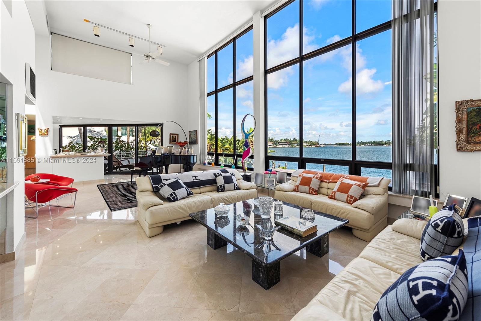 HIBISCUS ISLAND - Residential