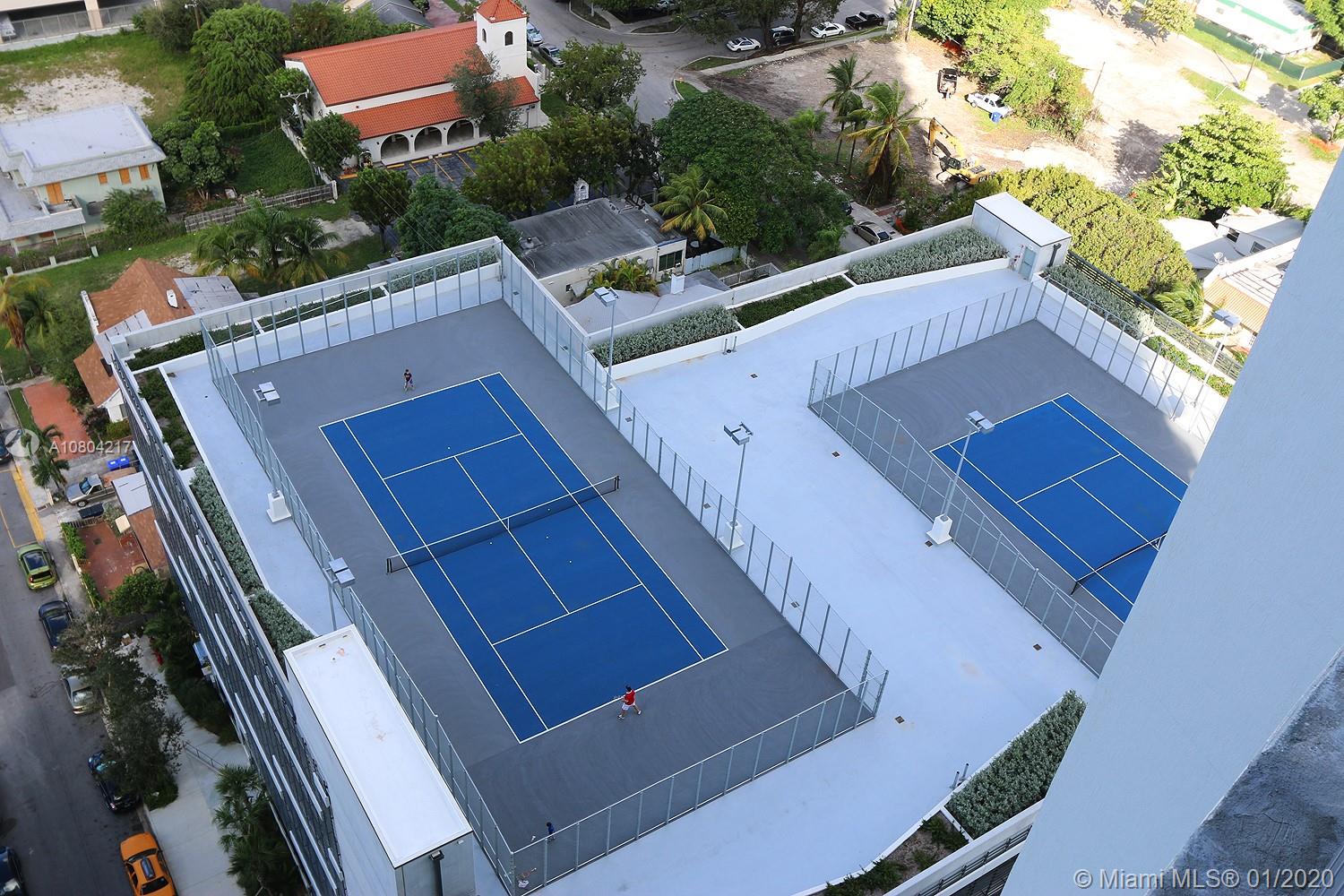 ICON BAY CONDO - Residential