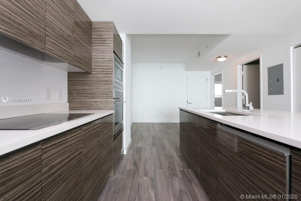 ICON BAY CONDO - Residential