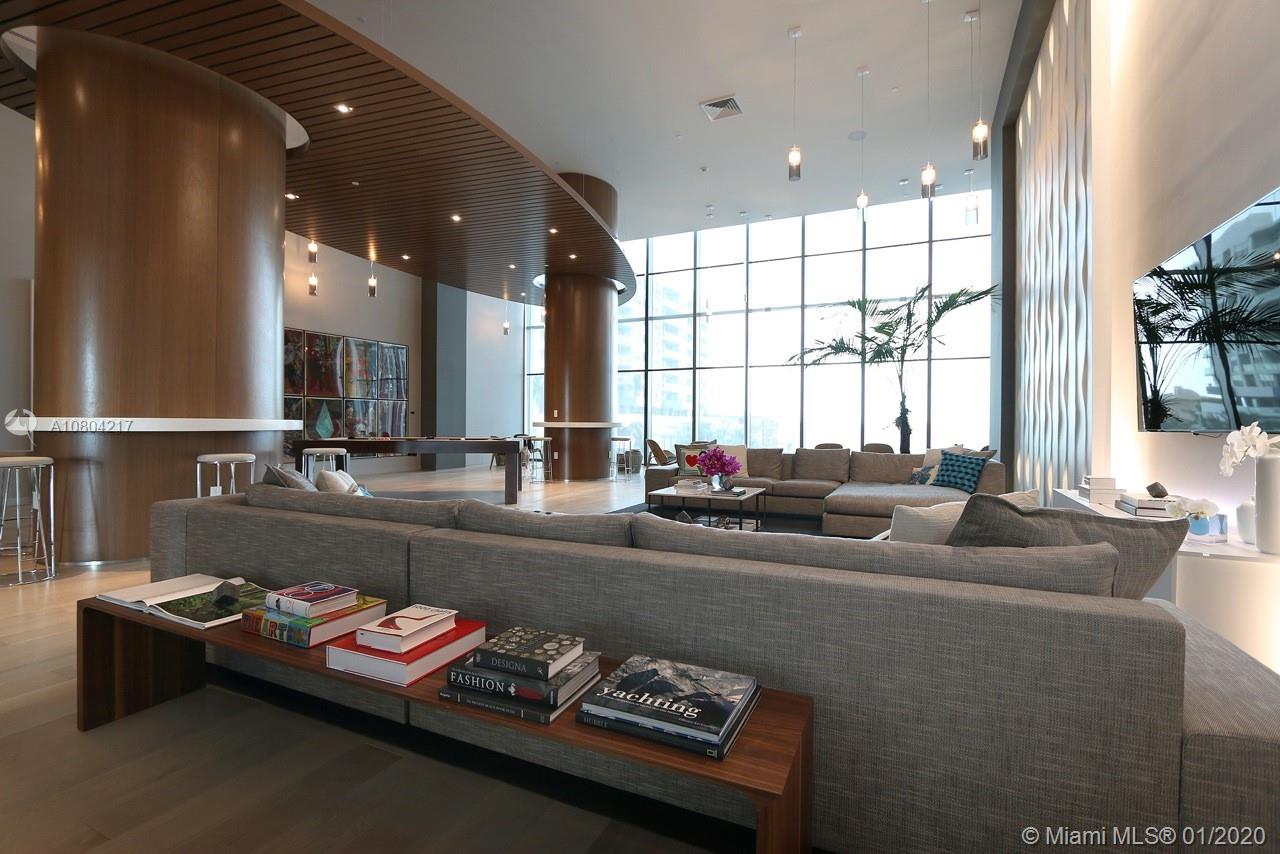 ICON BAY CONDO - Residential