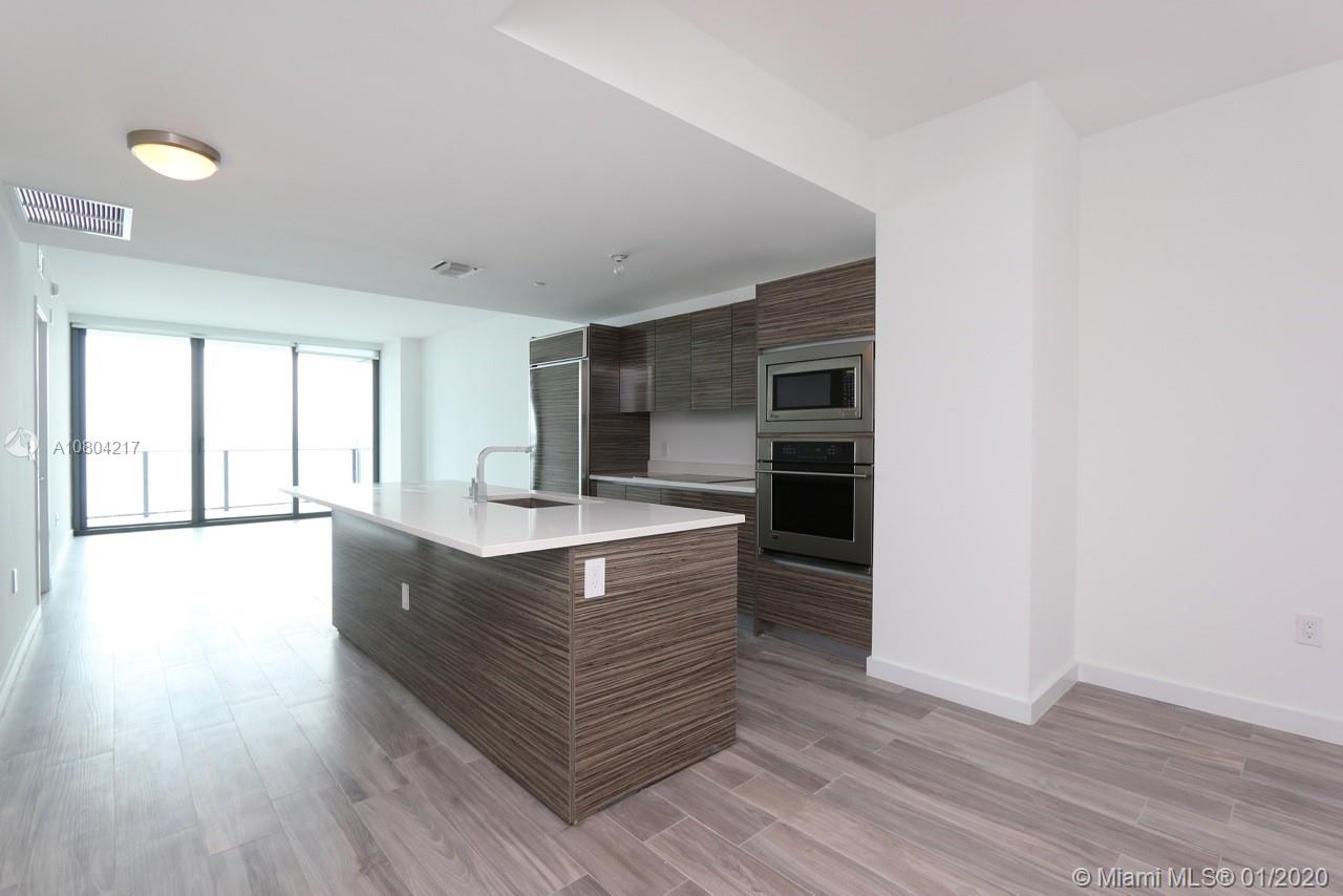 ICON BAY CONDO - Residential