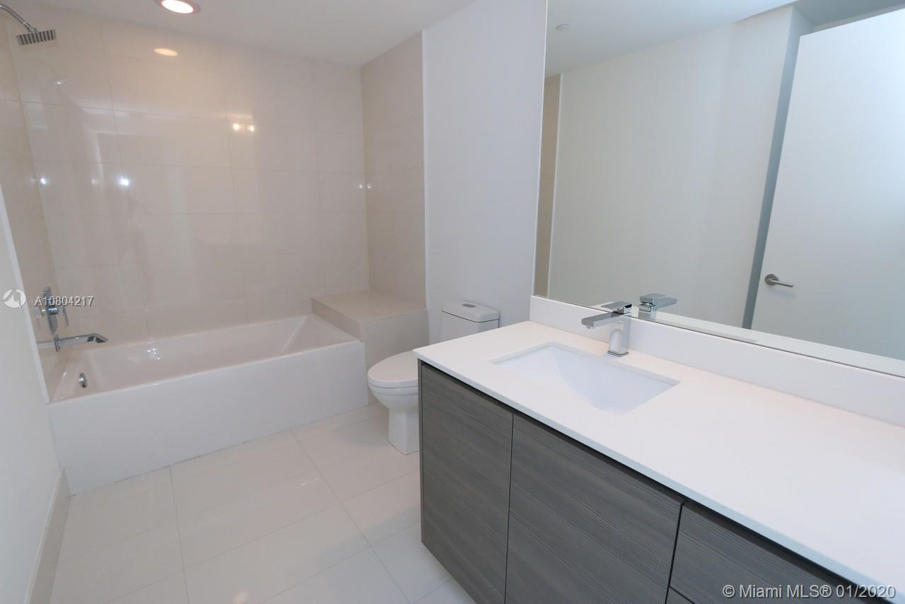 ICON BAY CONDO - Residential