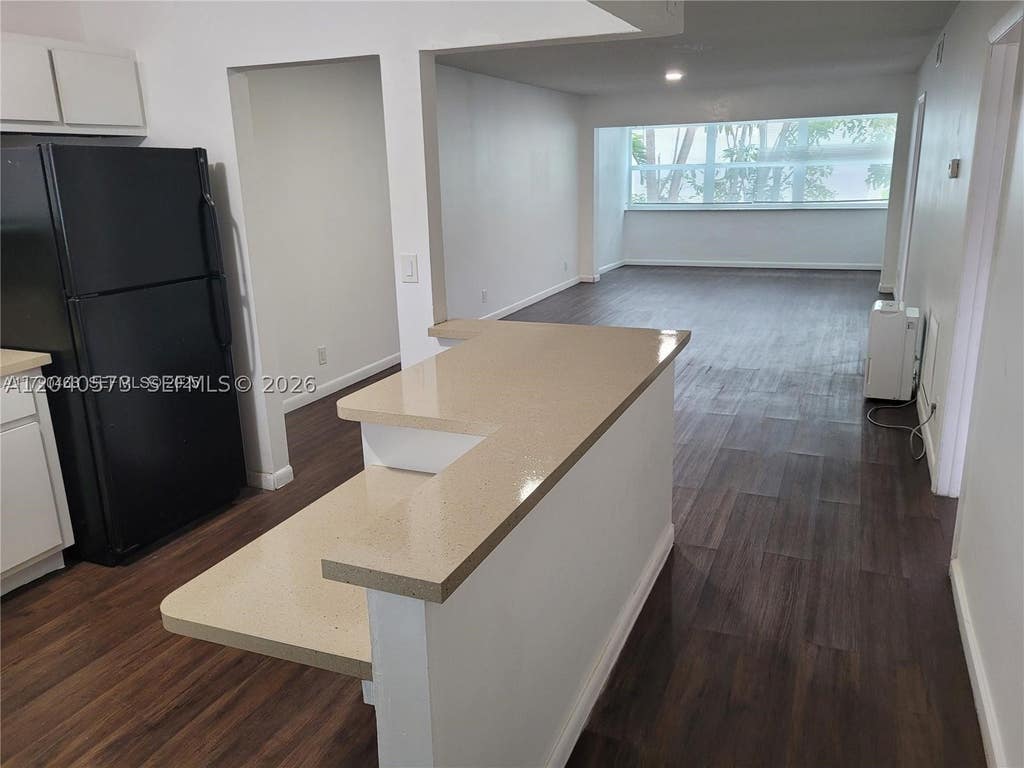 Photo of 2832 W Fillmore St #18, Hollywood, FL 33020 (MLS # A12040573)