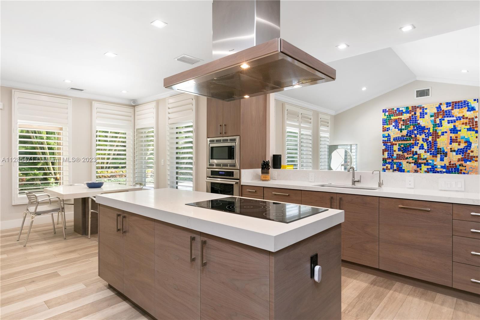 CORAL ESTATES - Residential