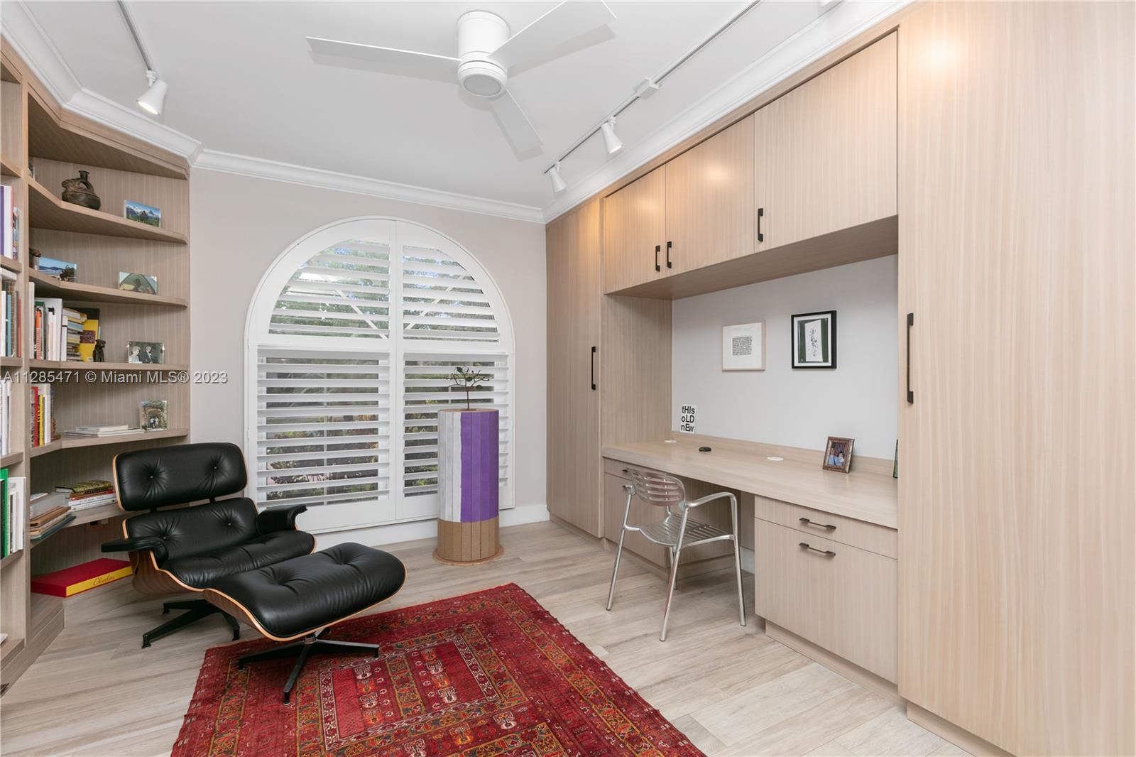 CORAL ESTATES - Residential