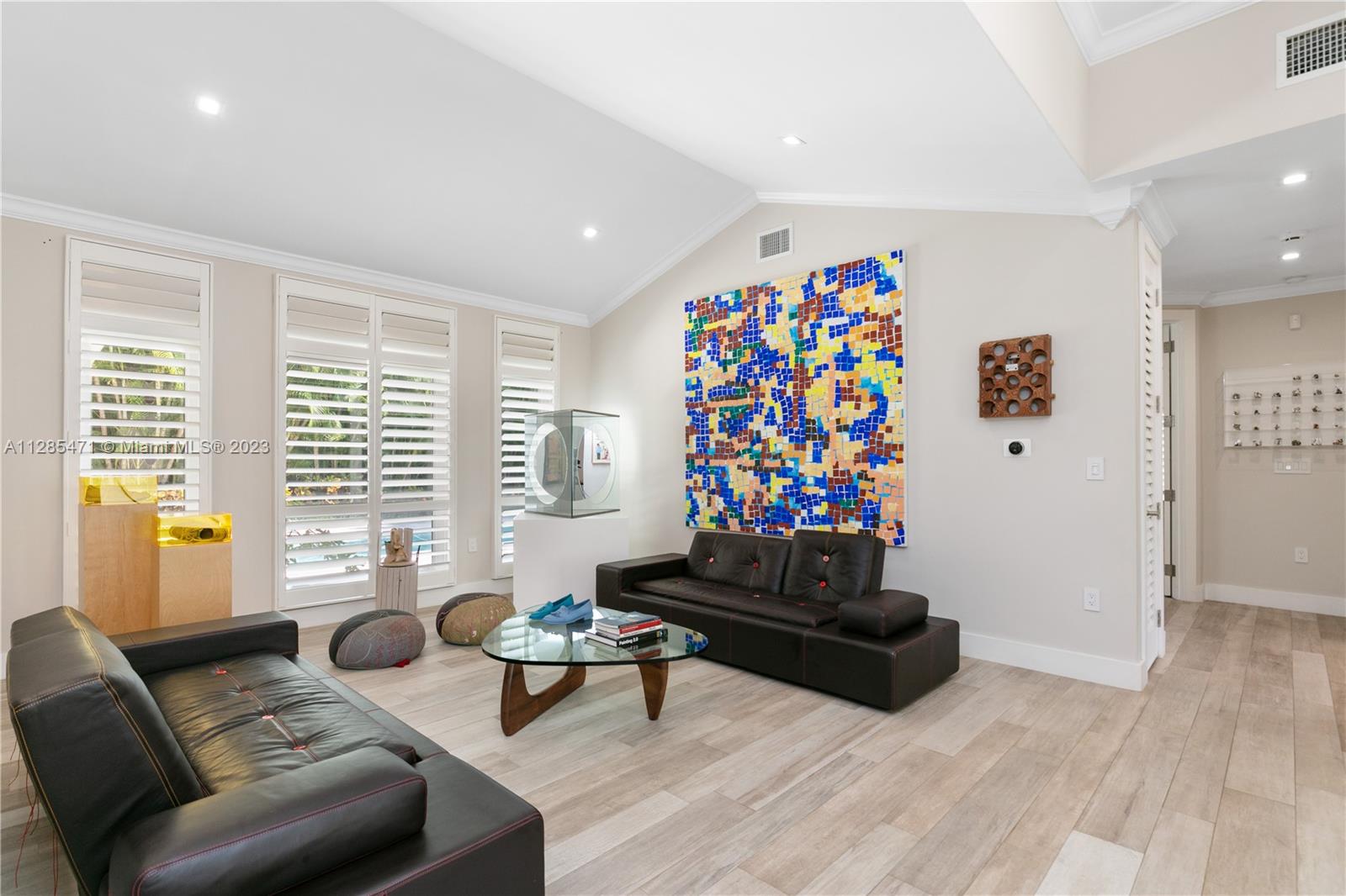 CORAL ESTATES - Residential
