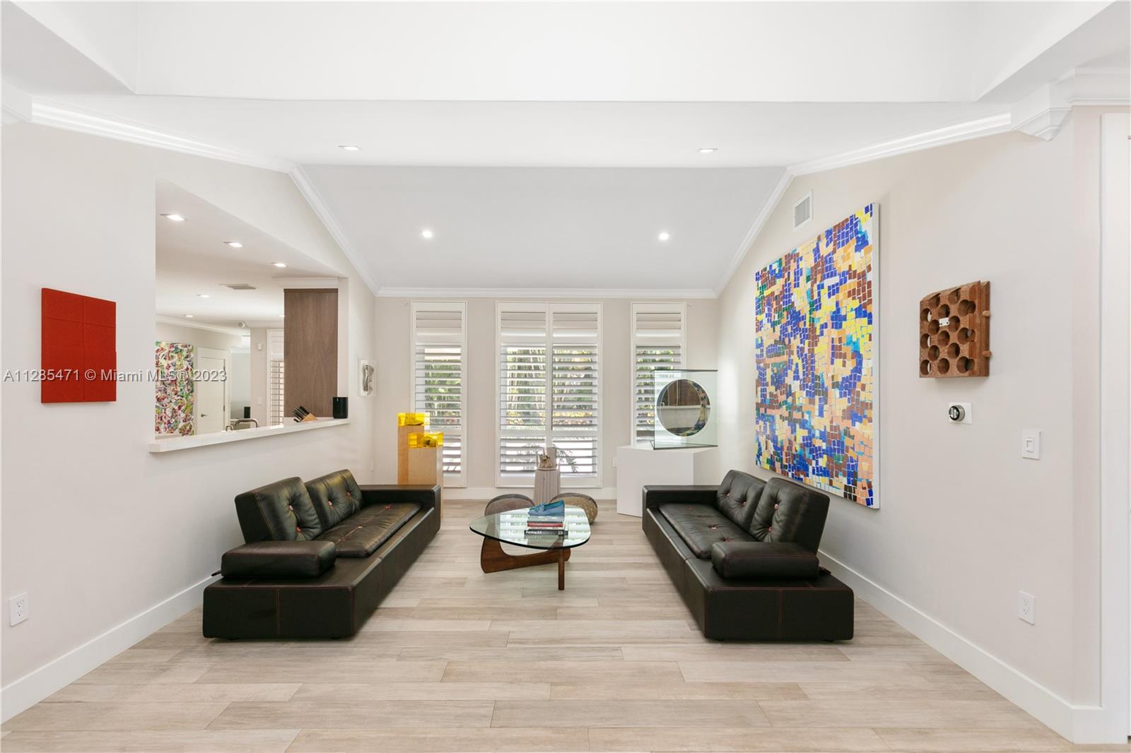 CORAL ESTATES - Residential