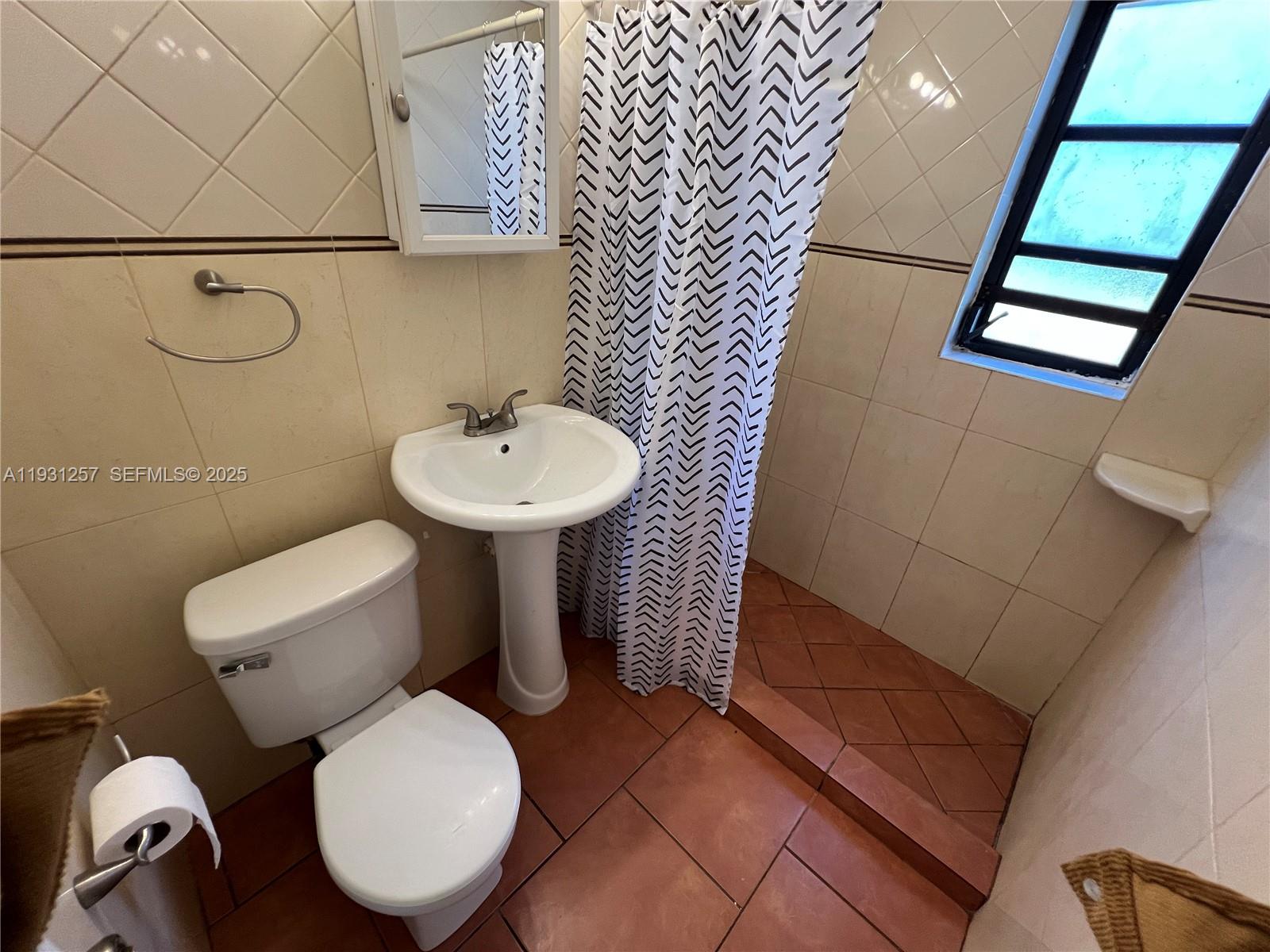 NORTH SHORE HEIGHTS - Residential