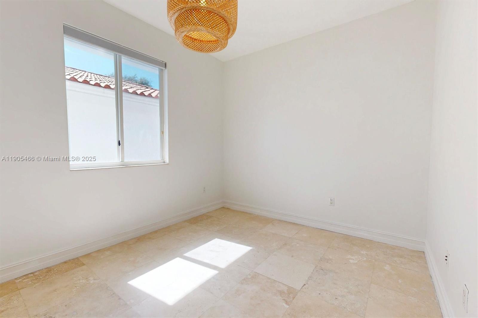 INDIANA GROVE CONDO - Residential Lease