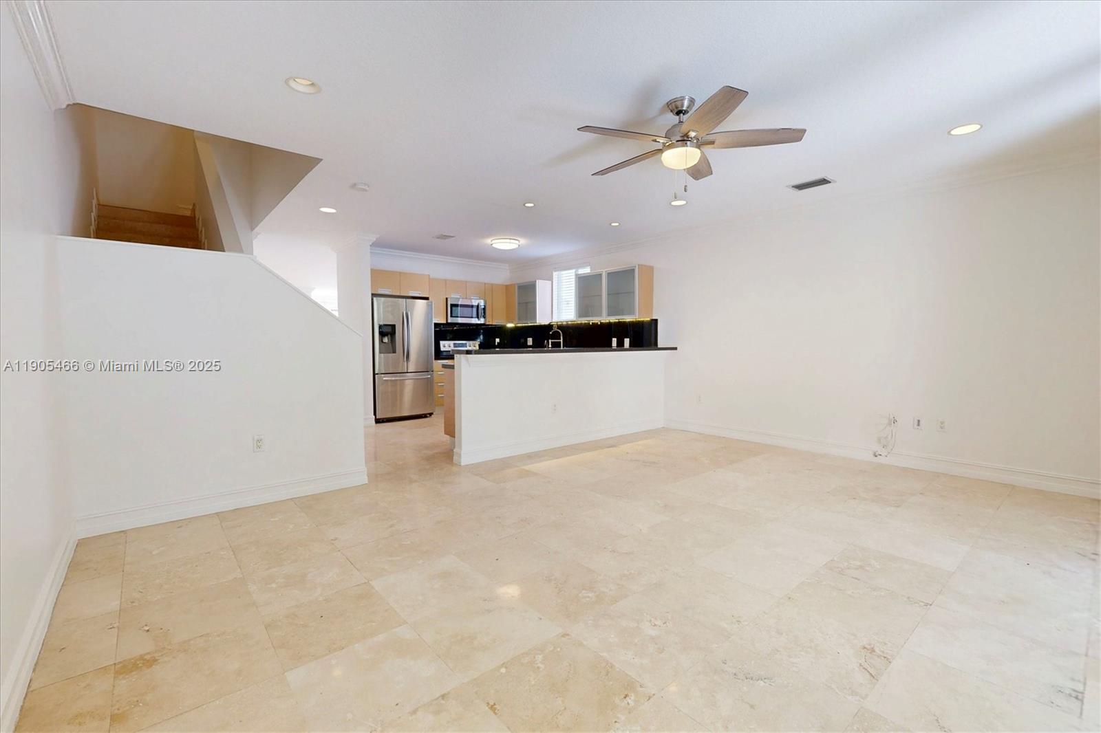 INDIANA GROVE CONDO - Residential Lease