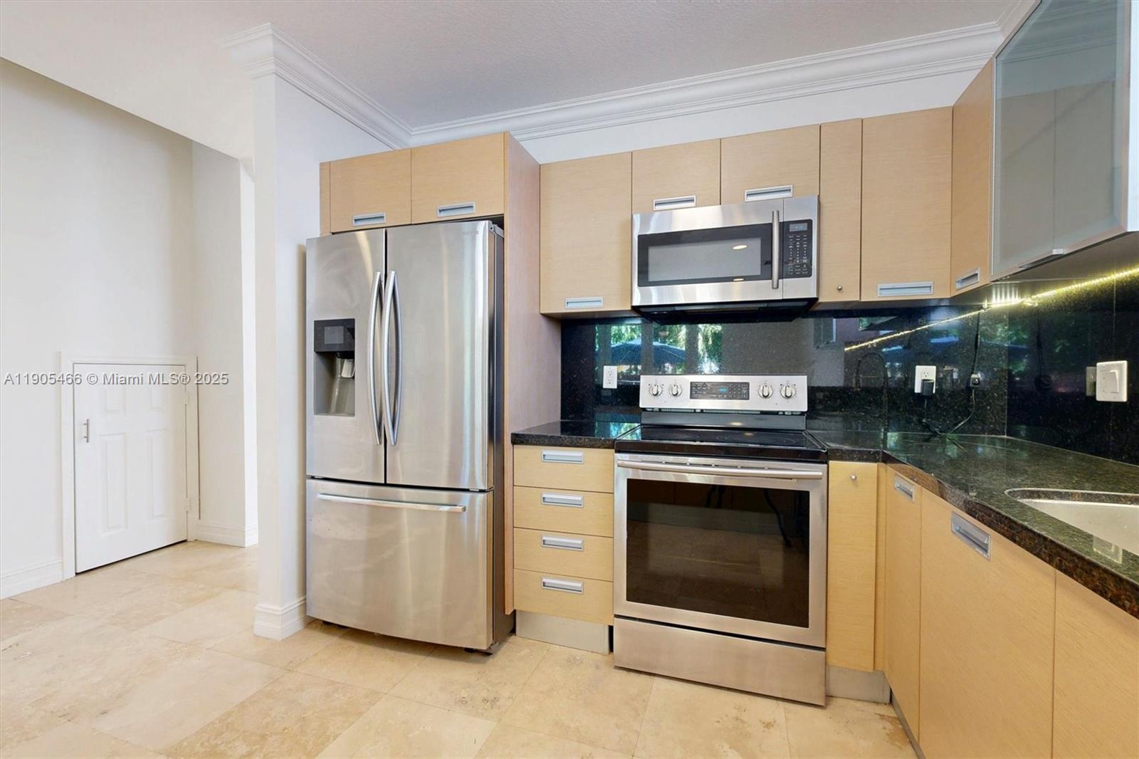 INDIANA GROVE CONDO - Residential Lease