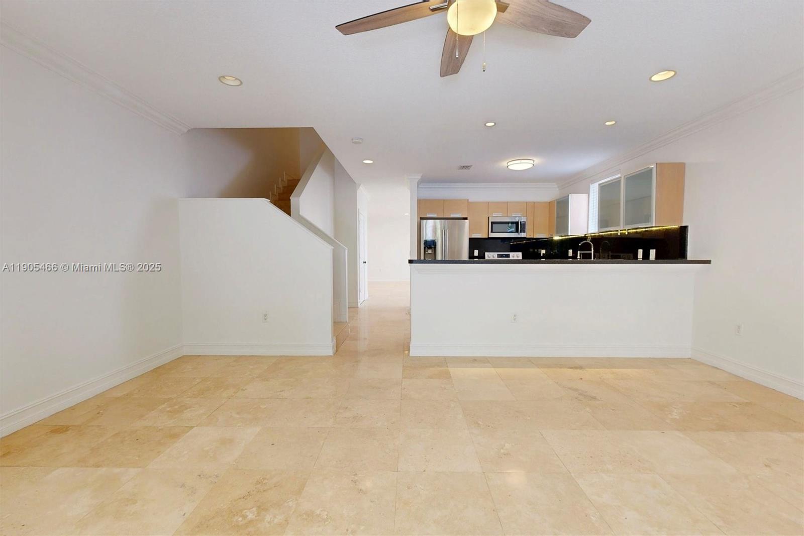 INDIANA GROVE CONDO - Residential Lease