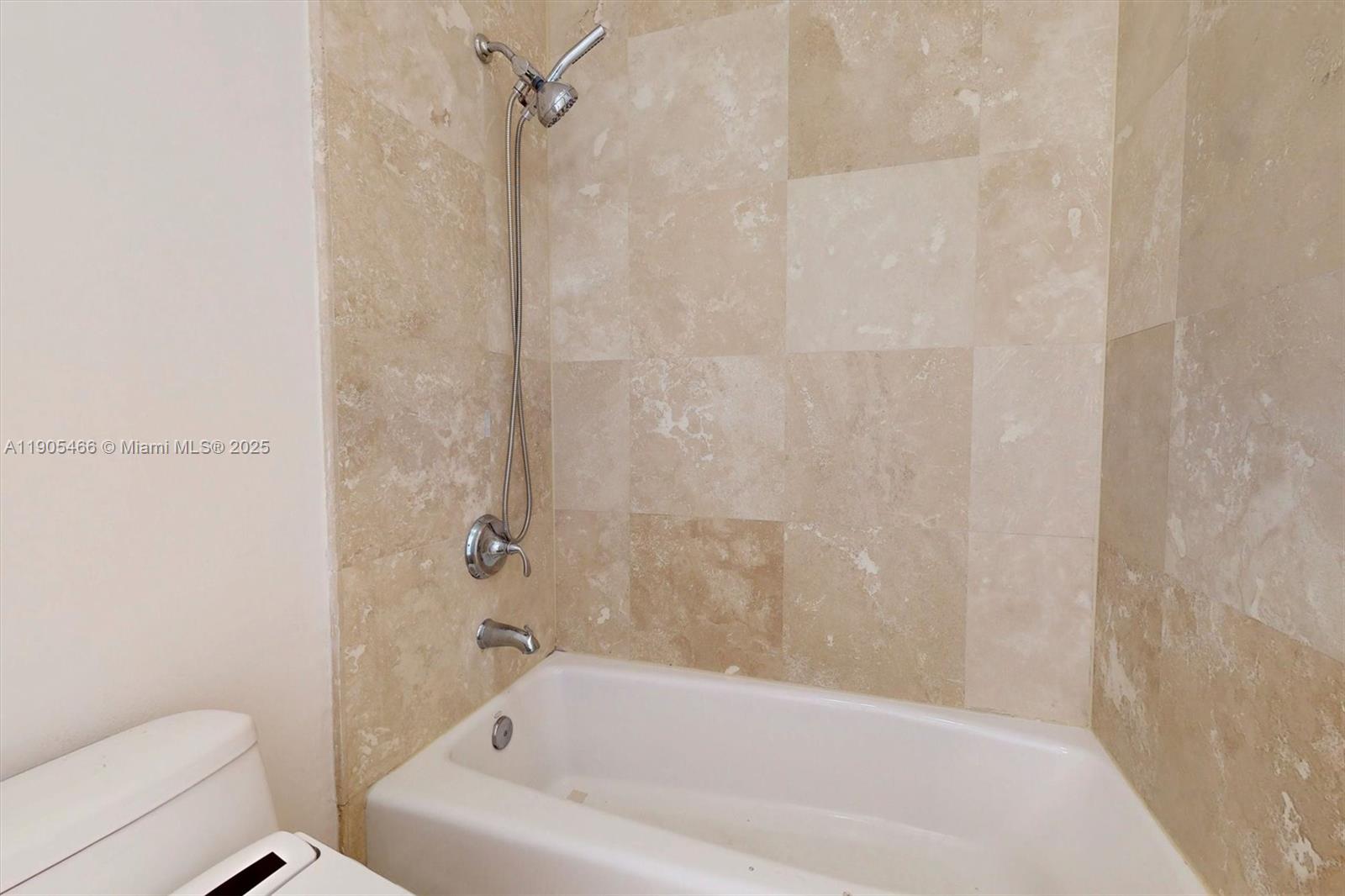 INDIANA GROVE CONDO - Residential Lease