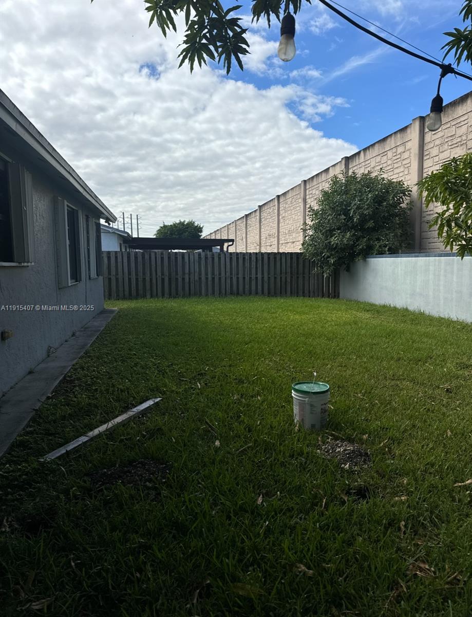 Meadow Wood Manor Sec 09 - Residential Lease