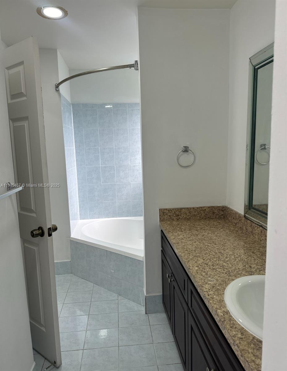 Meadow Wood Manor Sec 09 - Residential Lease